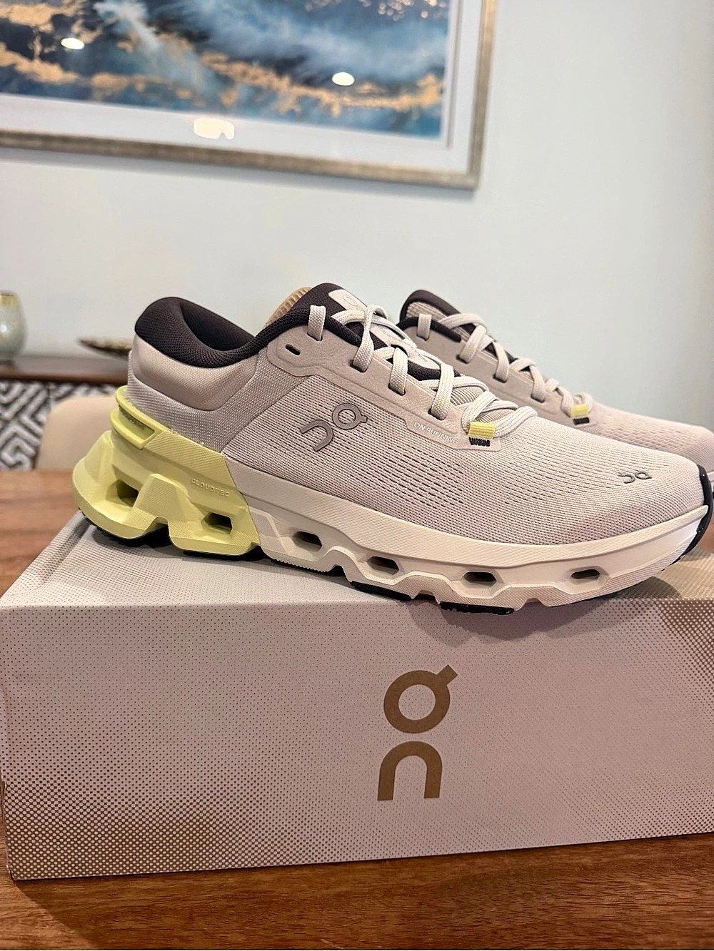 On Cloudflyer 5 Pearl/Hay- Size 9W/7.5M BNIB - MSRP200$
